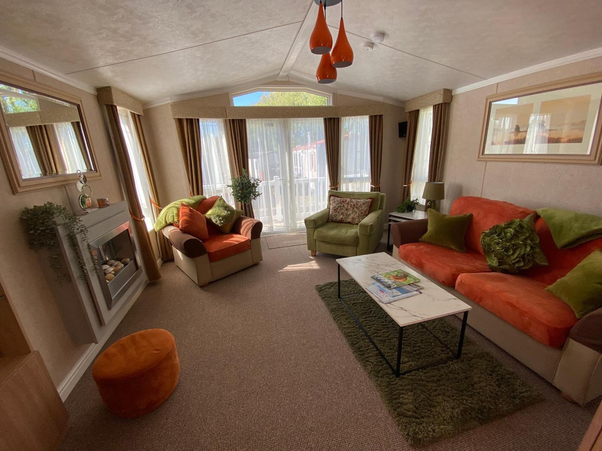 Red Squirrel Lodge Sandown Dış mekan fotoğraf