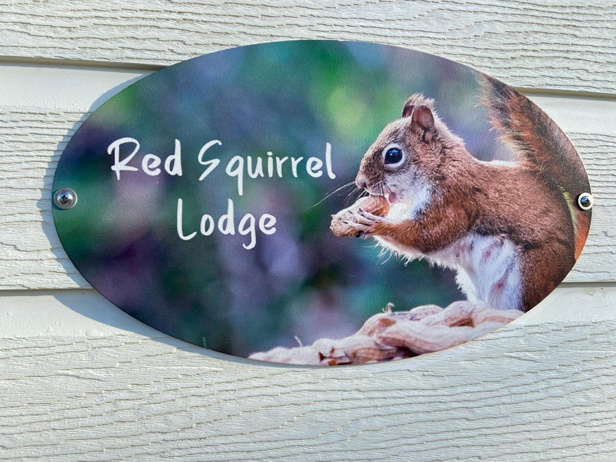 Red Squirrel Lodge Sandown Dış mekan fotoğraf